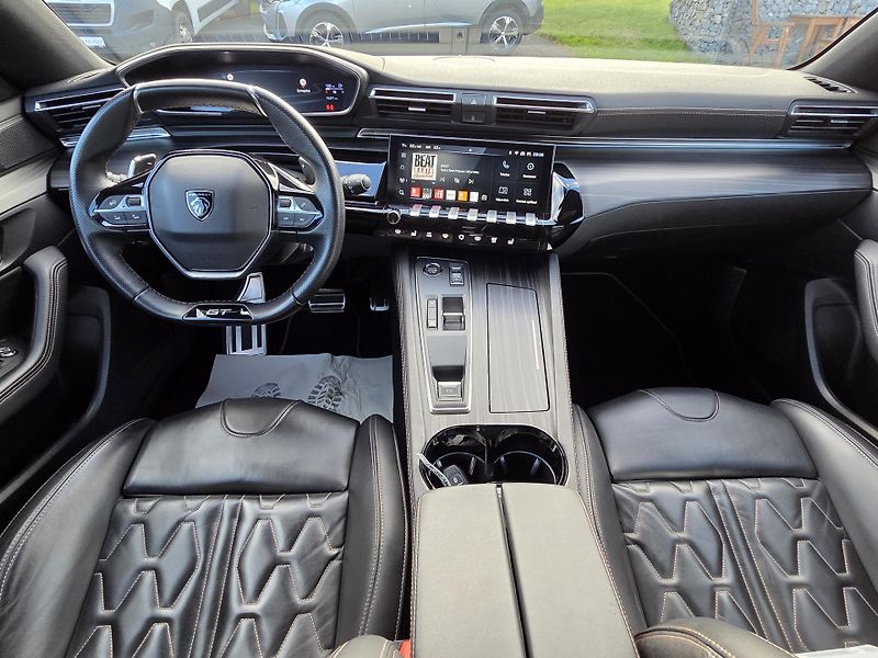 Peugeot 508 (2024) SW PHEV 1.6PT 225 GT EAT8 - fotka 13 z 38