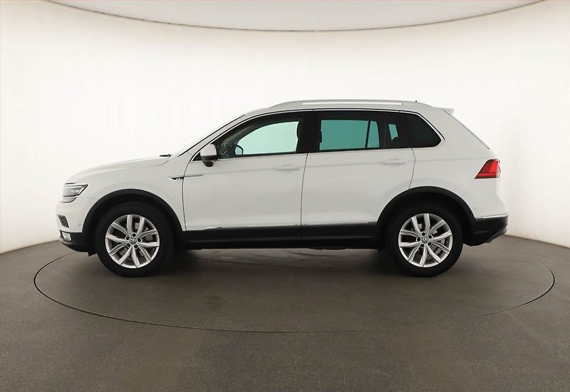 Volkswagen Tiguan (2016) Highline 2.0 TDI, 4X4 - fotka 3 z 20