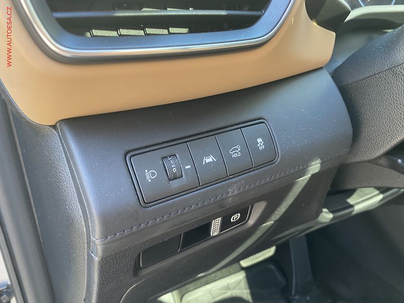 Hyundai Santa Fe (2021) 2.2 CRDi 4x4, ČR, Premium - fotka 15 z 24