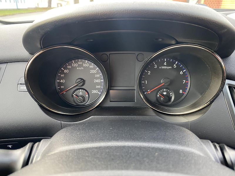 Hyundai Genesis (2013) 3.8i RS INDIVIDUAL  - fotka 37 z 57