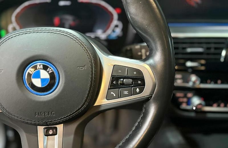 BMW Řada 5 530e xDrive M-Sport Taž. Kam. - fotka 9 z 24