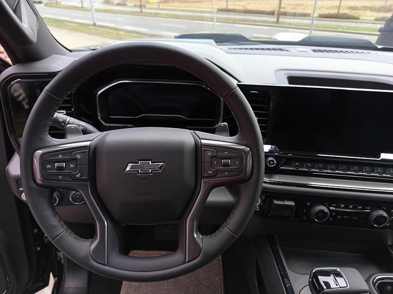 Chevrolet Silverado (2025) ZR2, rezervováno - fotka 17 z 19