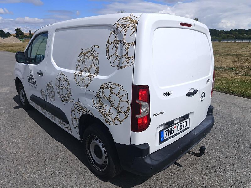 Opel Combo 1.5 CDTi - fotka 4 z 32