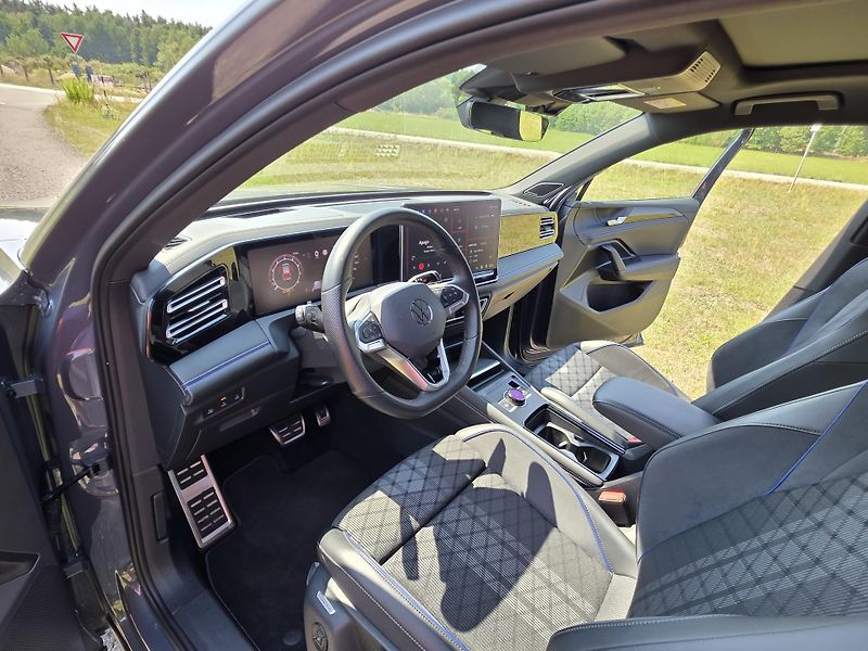 Volkswagen Tiguan (2025) Tiguan R-Line - TOP STAV - fotka 11 z 16