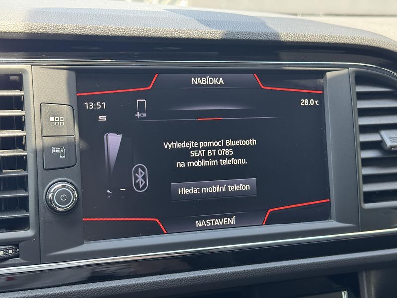 Seat Leon (2018) 1.5TSi MAN FR Virtual PANO RZV - fotka 41 z 52