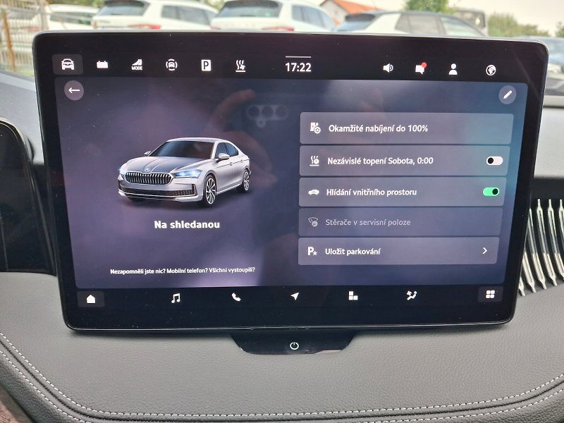 Škoda Superb (2025) iV L&K DSG 1,5TSi 150kW - fotka 29 z 35