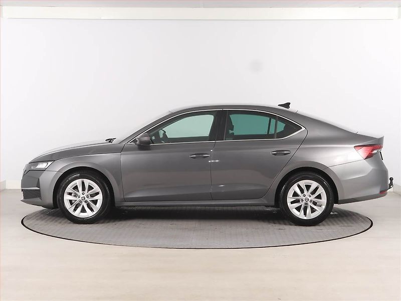 Škoda Octavia (2024) 1.5 TSI - fotka 3 z 12