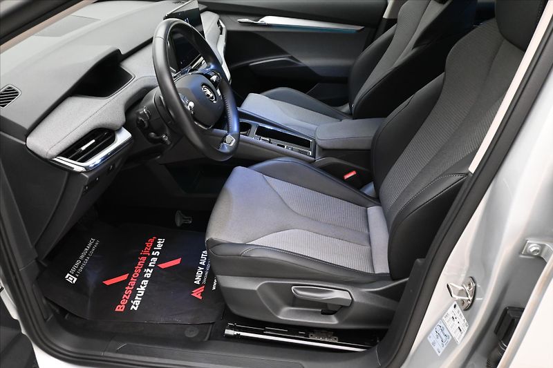 Škoda Enyaq iV 60 132 kW SoH 89% Záruka až - fotka 13 z 32