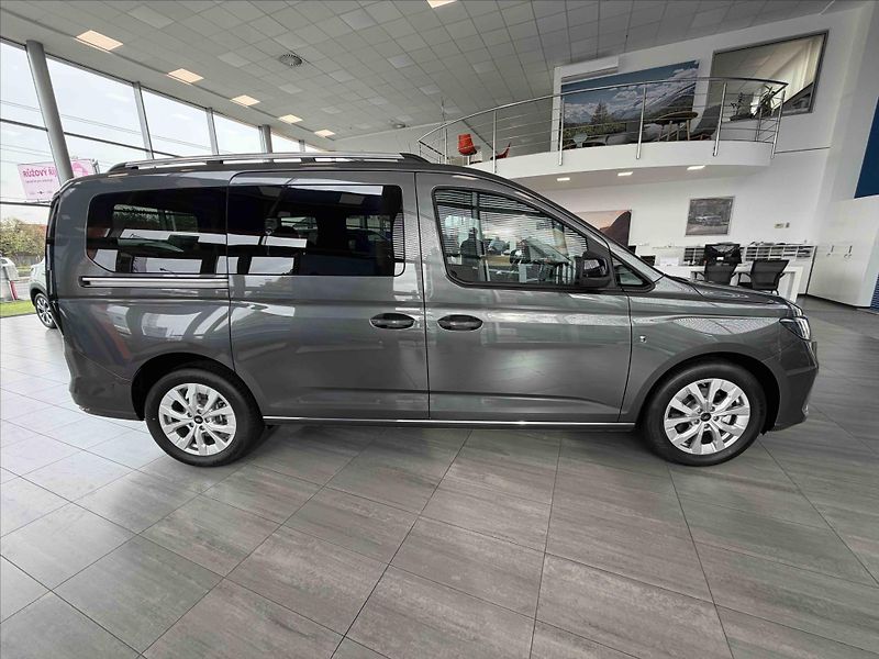Ford Tourneo Connect (2026) 2,0 2.0 EcoBlue (90 kW/122 k) - fotka 4 z 12