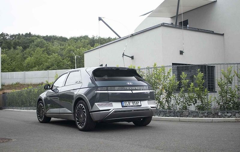 Dámská jízda - Hyundai Ioniq5