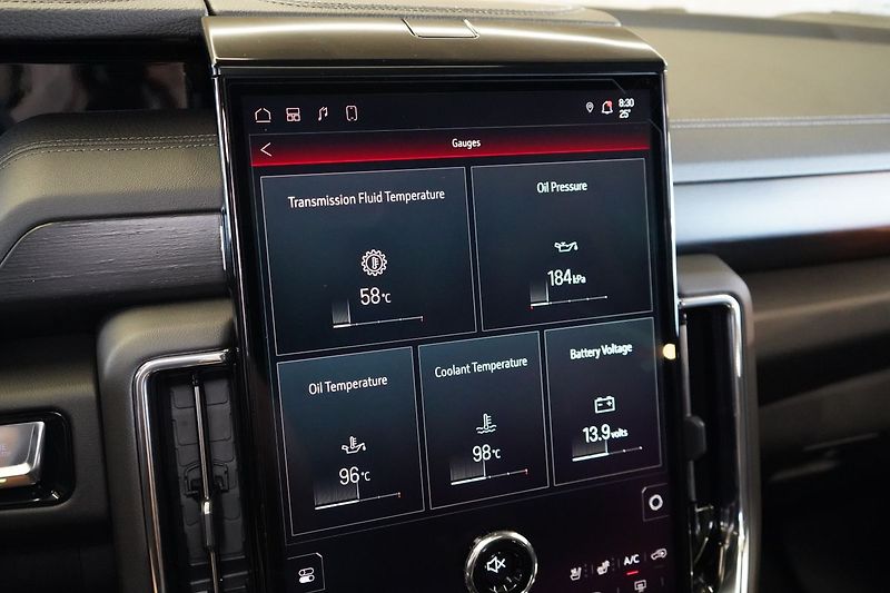 GMC Yukon (2026) Denali 6.2 V8 - fotka 52 z 59