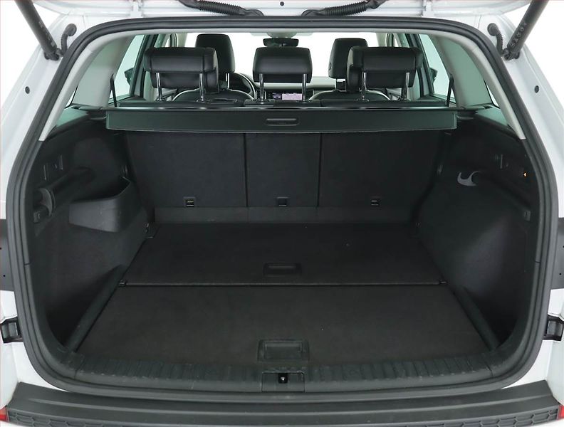 Škoda Kodiaq (2023) Laurin&Klement 2.0 TDI - fotka 14 z 18