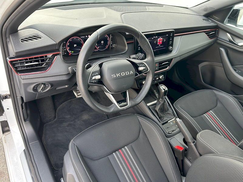 Škoda Kamiq (2025) Monte Carlo 1.0 TSI 85 kW DSG - fotka 15 z 32