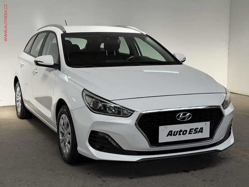 Hyundai i30 (2020) 1.4  CVVT, 1.maj,ČR, Trikolor - fotografie inzerátu