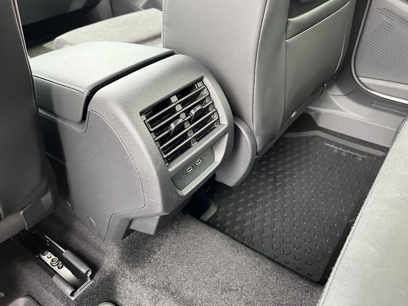 Volkswagen Caddy STYLE 1.5TSI PHEV  DSG - fotka 21 z 23