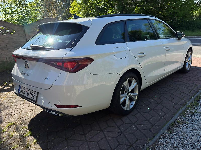 Seat Leon 2.0TDi FR DSG 150k 1.MAJIT. ČR - fotka 6 z 23