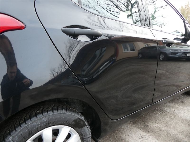 Hyundai i10 1,0 i 1.majitel,serviska,2x ko - fotka 12 z 38