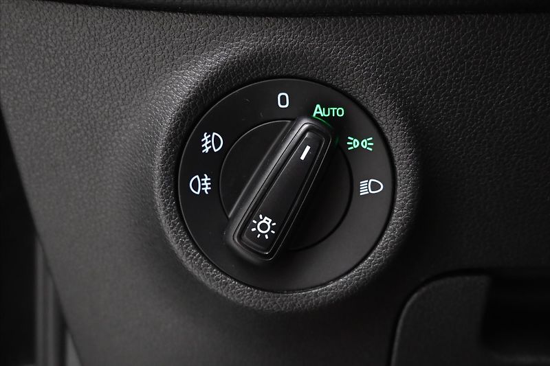 Škoda Kodiaq 2,0 TDI 110kW DSG Ambition Zár - fotka 26 z 30