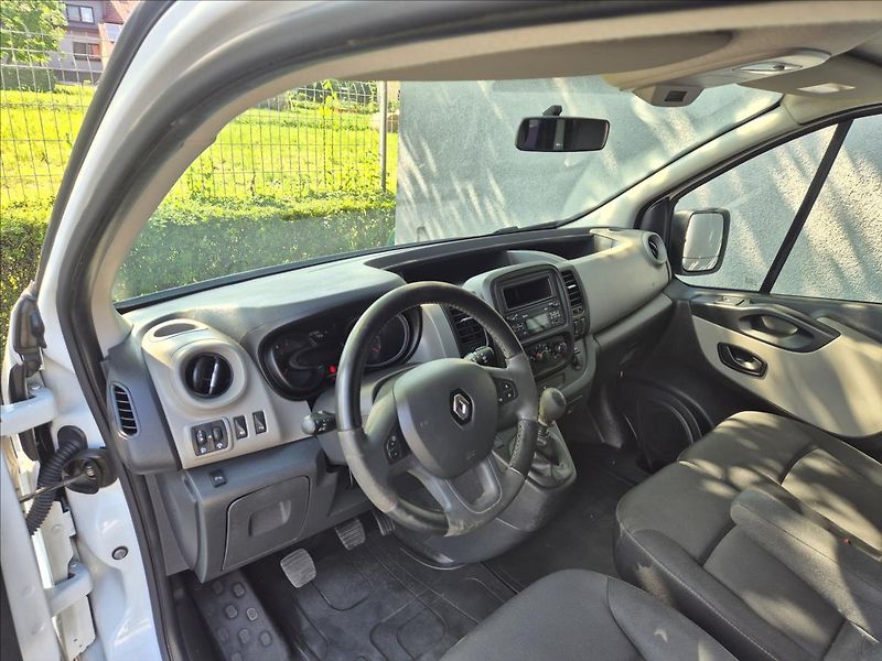Renault Trafic 1,6 DCI 9 Míst L2 Long 2xKlima - fotka 12 z 26