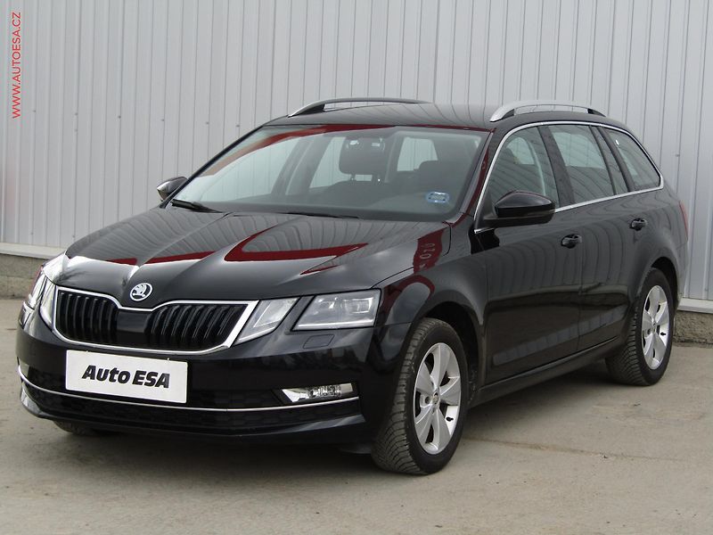 Škoda Octavia (2020) 2.0 TDi, Style, DSG - fotka 3 z 21