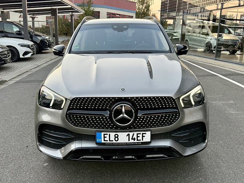 Mercedes-Benz GLE (2021) 350 de 4MATIC SUV - fotka 3 z 50