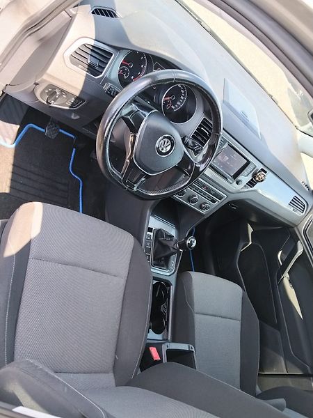 Volkswagen Golf Sportsvan (2015) - fotka 27 z 27
