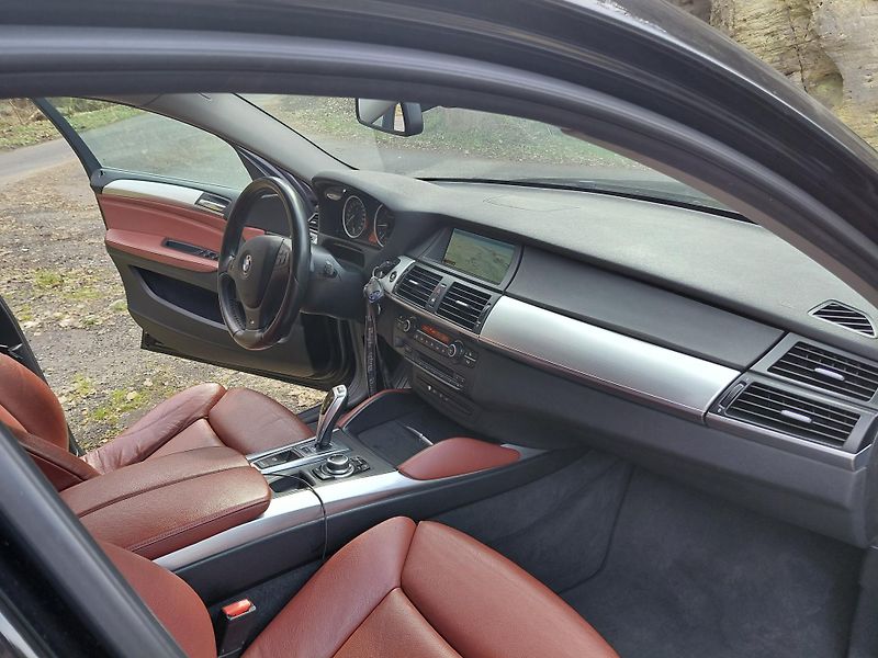BMW X6 (2013) M-packet, X-drive vyhř.sedaček - fotka 19 z 39