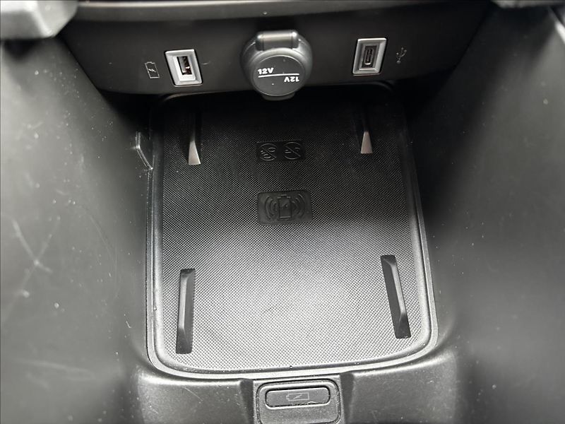 Fiat 600 1,2 Hybrid 100kW La Prima - fotka 37 z 39
