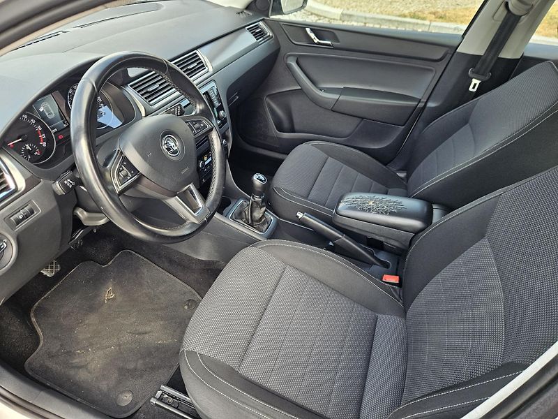 Škoda Rapid (2016) 1.4tdi 66kw, SPLÁTKY  - fotka 11 z 25