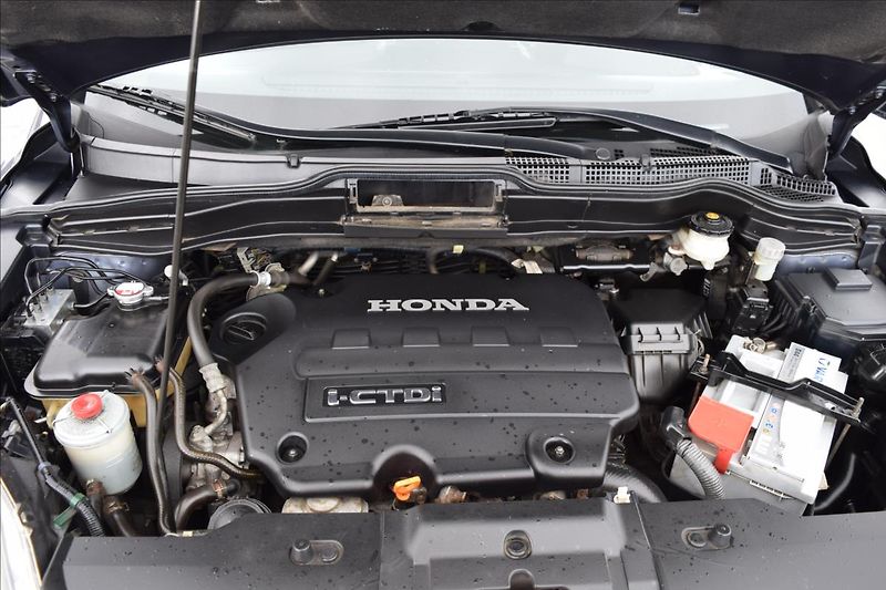 Honda CR-V 2,2 d 103KW TAŽNÉ 4X4 2XKOLA - fotka 50 z 50