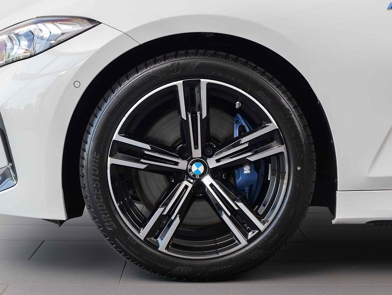 BMW Řada 3 M340d xDrive Sedan - fotka 6 z 23