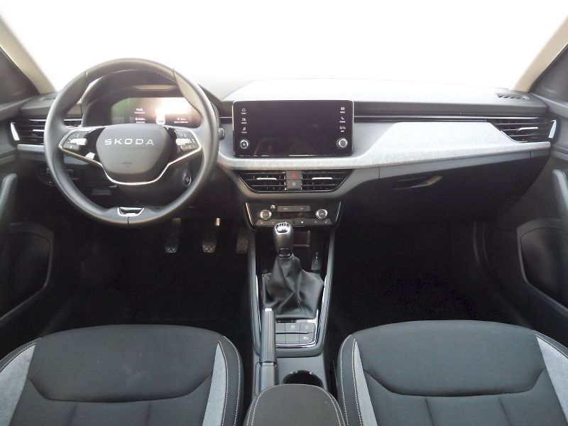 Škoda Kamiq (2025) Selection 1,0 TSI 85kW - fotka 5 z 29