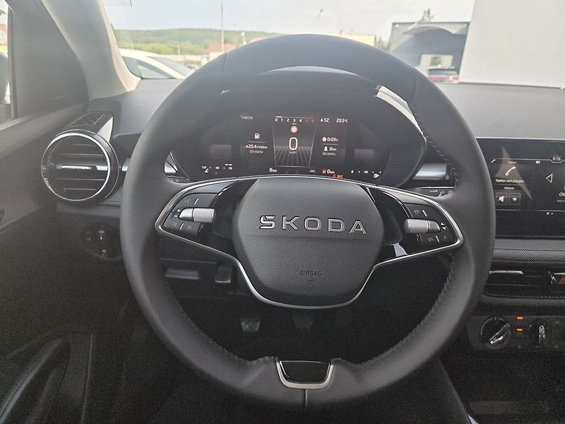 Škoda Fabia Classic 1,0TSI 70kW - fotka 8 z 14