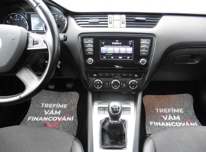 Škoda Octavia III Combi 1,4 TSi Style - fotka 11 z 14