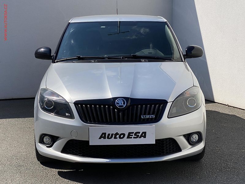 Škoda Fabia (2013) 1.4 TSi, RS, DSG - fotka 2 z 17