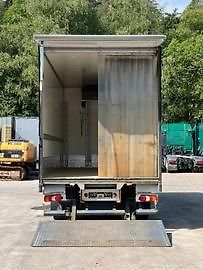 Mercedes-Benz (2017) Antos 1830 chlaďák EURO 6 - fotka 12 z 18