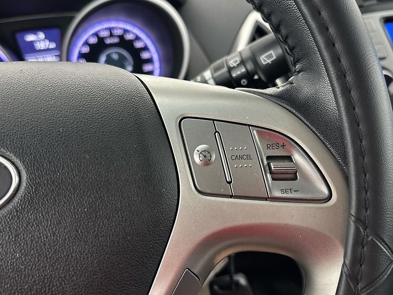 Hyundai ix35 SUV - fotka 23 z 27