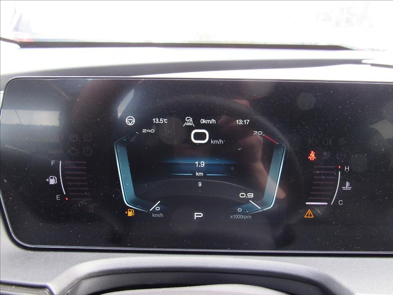 BAIC X7 1,5 T 130kW AUT Panorama Nové - fotka 14 z 48