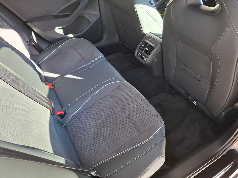 Škoda Superb (2026) SPORTLINE 150/2.0 TSI A7A - fotka 20 z 32