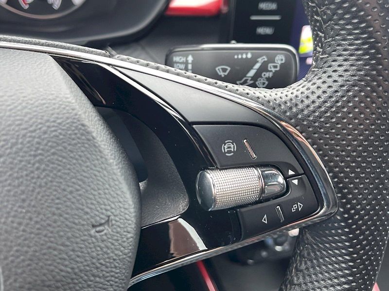 Škoda Fabia (2023) 1.0 TSI 81kW Monte Carlo - fotka 10 z 33