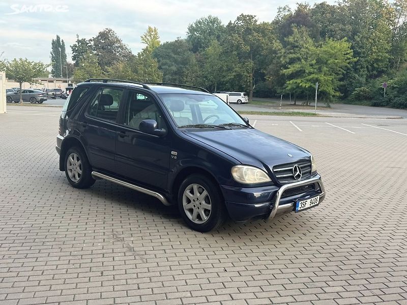 Mercedes-Benz Ostatní (2000) ML 430 V8, 200kw Aut. Nová STK - fotka 7 z 19