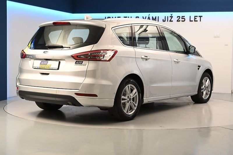 Ford S-MAX (2022) 2.0 TITANIUM Kamera Tažné 8 Ko - fotka 5 z 32