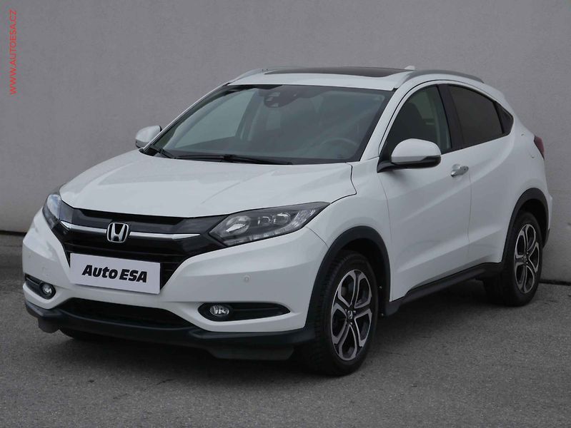 Honda HR-V (2017) 1.5i-VTEC CVT, 2.maj,ČR - fotka 3 z 20