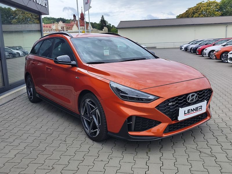 Hyundai i30 1.5 T-GDI/103kW N-Line DCT - fotka 3 z 35