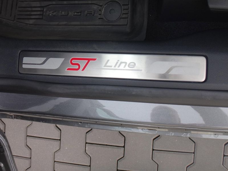 Ford Kuga (2020) St-Line_1.5 EcoBoost 110kW/150 - fotka 11 z 30
