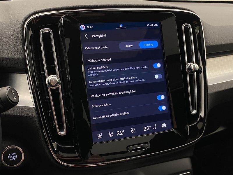 Volvo XC40 (2026) B3 AUT DARK ULTRA  - fotka 51 z 61