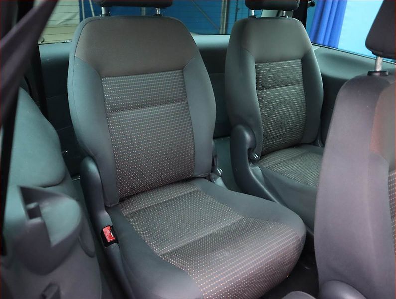 Seat Alhambra (2008) 2.0 TDI, 7 míst, Tempomat - fotka 16 z 16
