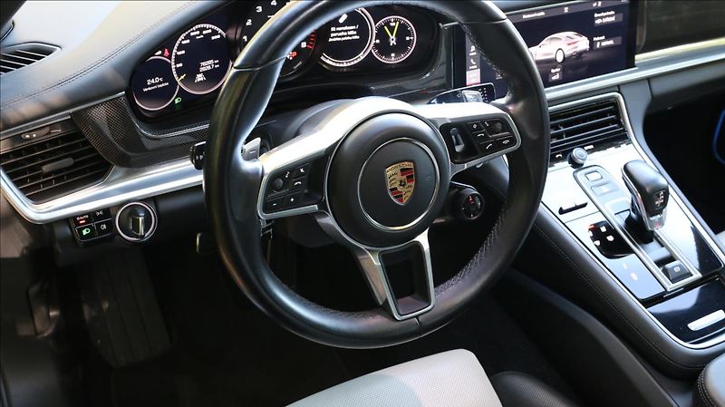Porsche Panamera 2,9 343KW, DPH, ČR,4 E-HYBRID - fotka 67 z 77