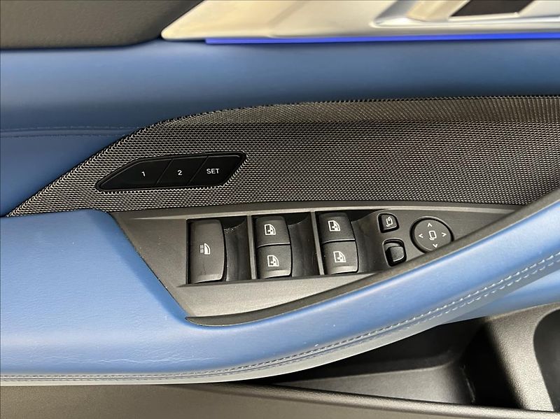 BMW Řada 4 M440I XDRIVE inovation - fotka 21 z 41