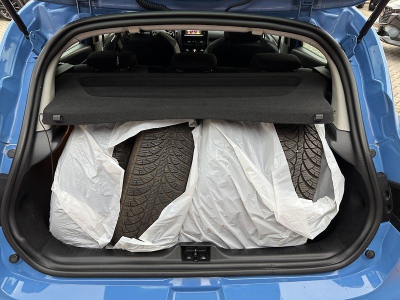 Renault Clio (2013) 1.2i Navi Klima Tempomat BT - fotka 22 z 50